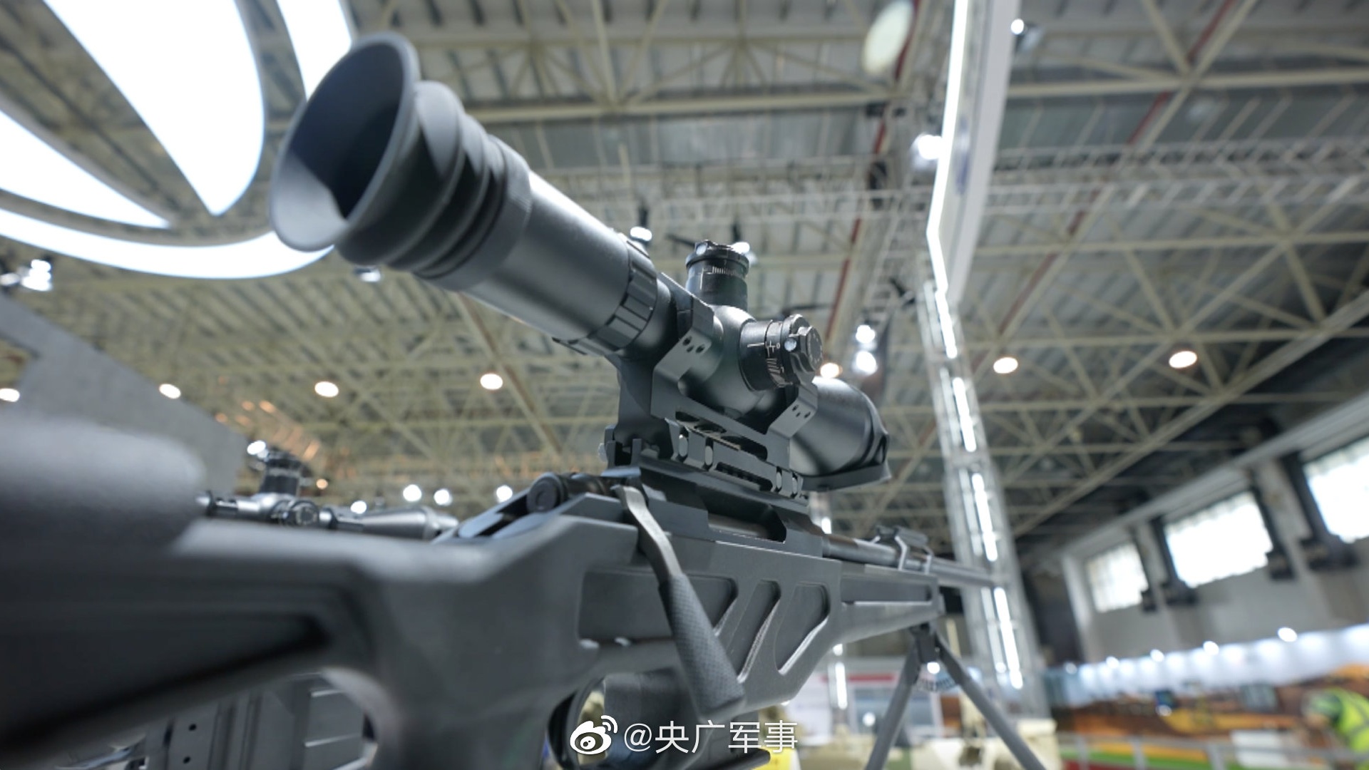 20式新枪族亮相中国航展_央广网
