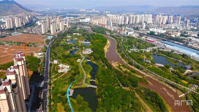 青海湟水规模化林场通过国家发改委试点中期评估