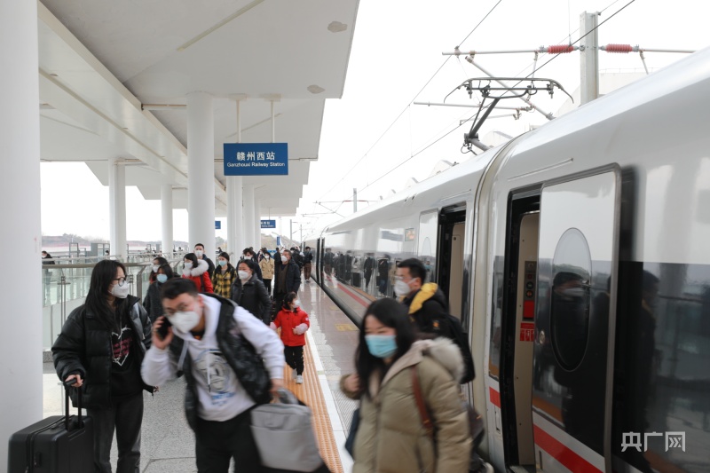 元旦假期南铁预计发送旅客146万人次