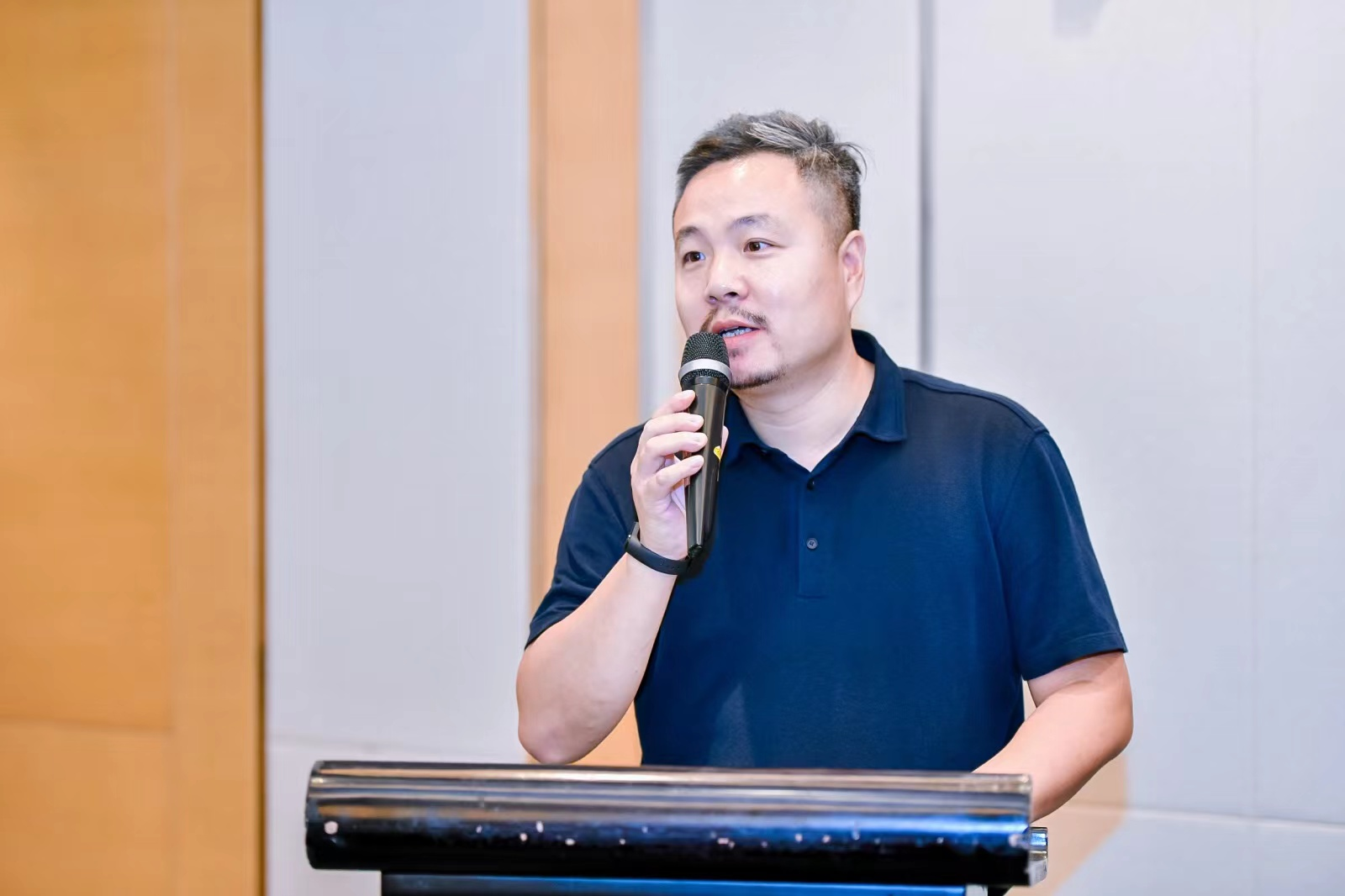 梦想绽放总裁刘志刚:XR的终极形态是“原生云+终端”_央广网