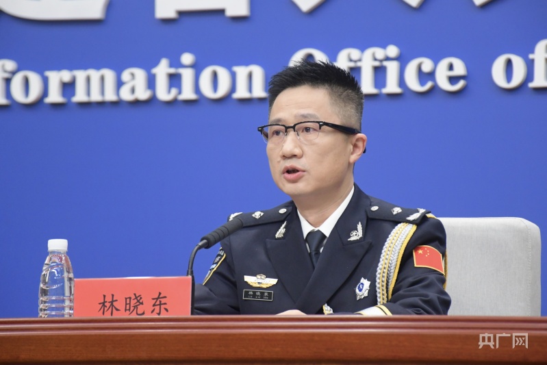 福建省公安厅党委委员,政治部主任林晓东总结道,全省公安机关紧盯涉稳