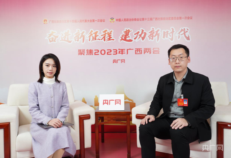 广西壮族自治区人大代表,南宁市发展和改革委员会党组书记,主任兰捷