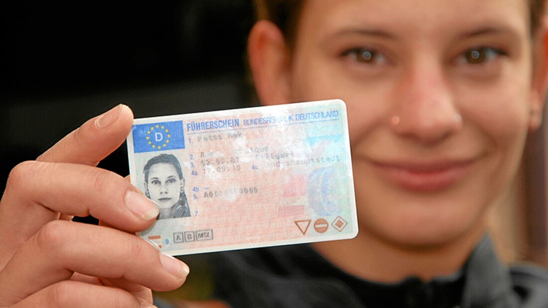 总台记者看世界|疫情"后遗症"影响考驾照 德国人驾考失败率近四成