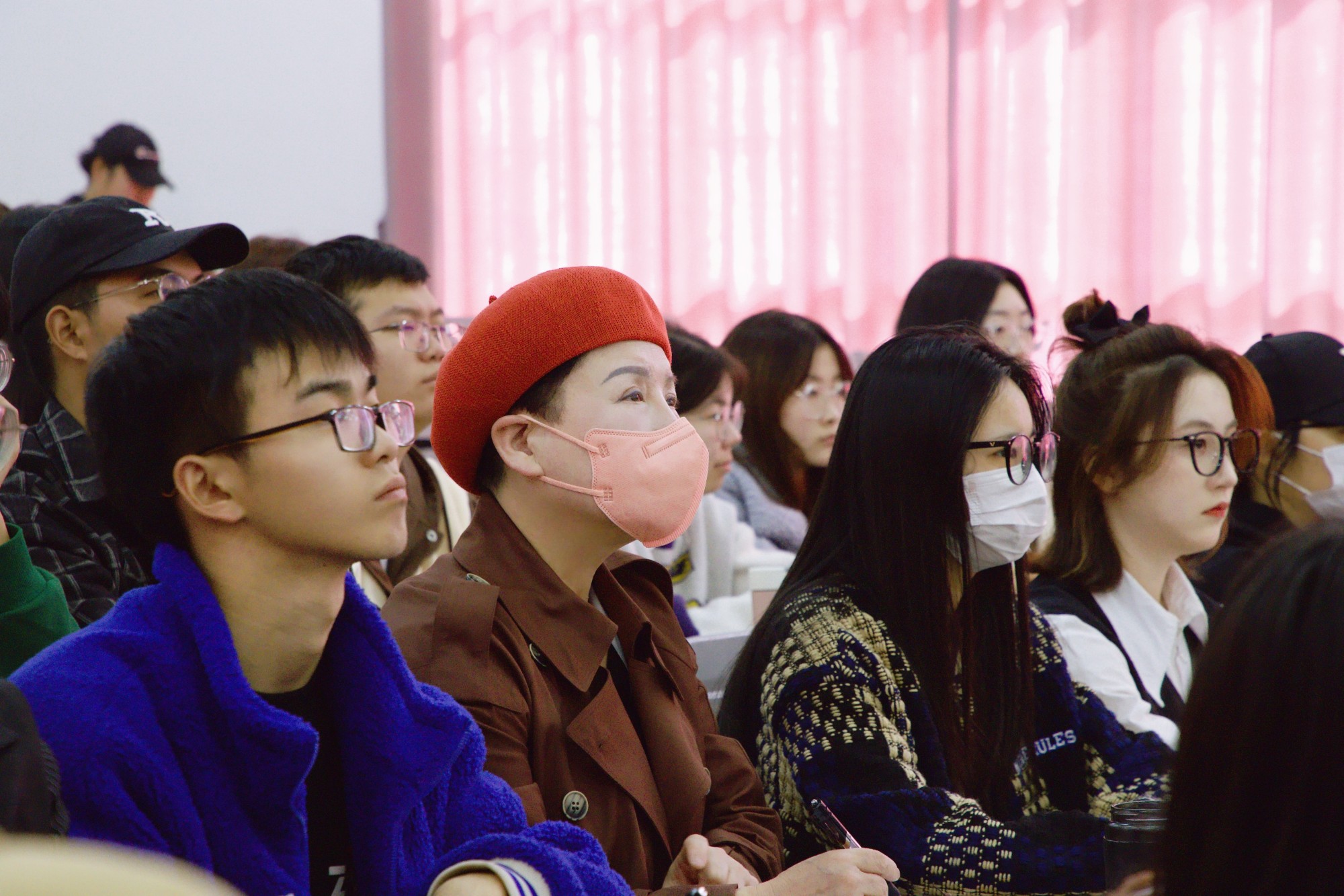 云艺文华学院开展开学第一课,激励学生做奋发有为的新时代好青年