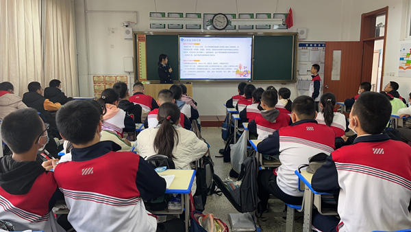 烟台市祥和中学开展法治教育专题活动
