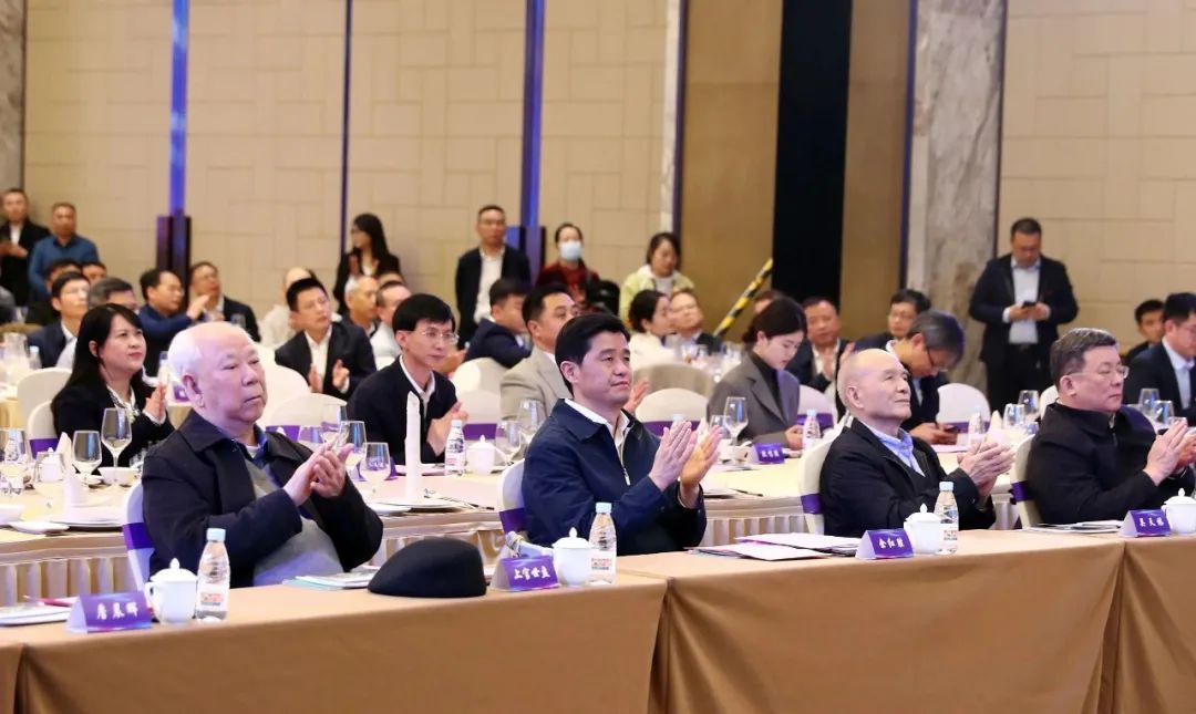 司令员上官世盘,招商局集团发展公司原总经理张泰山,国投集团党委委员