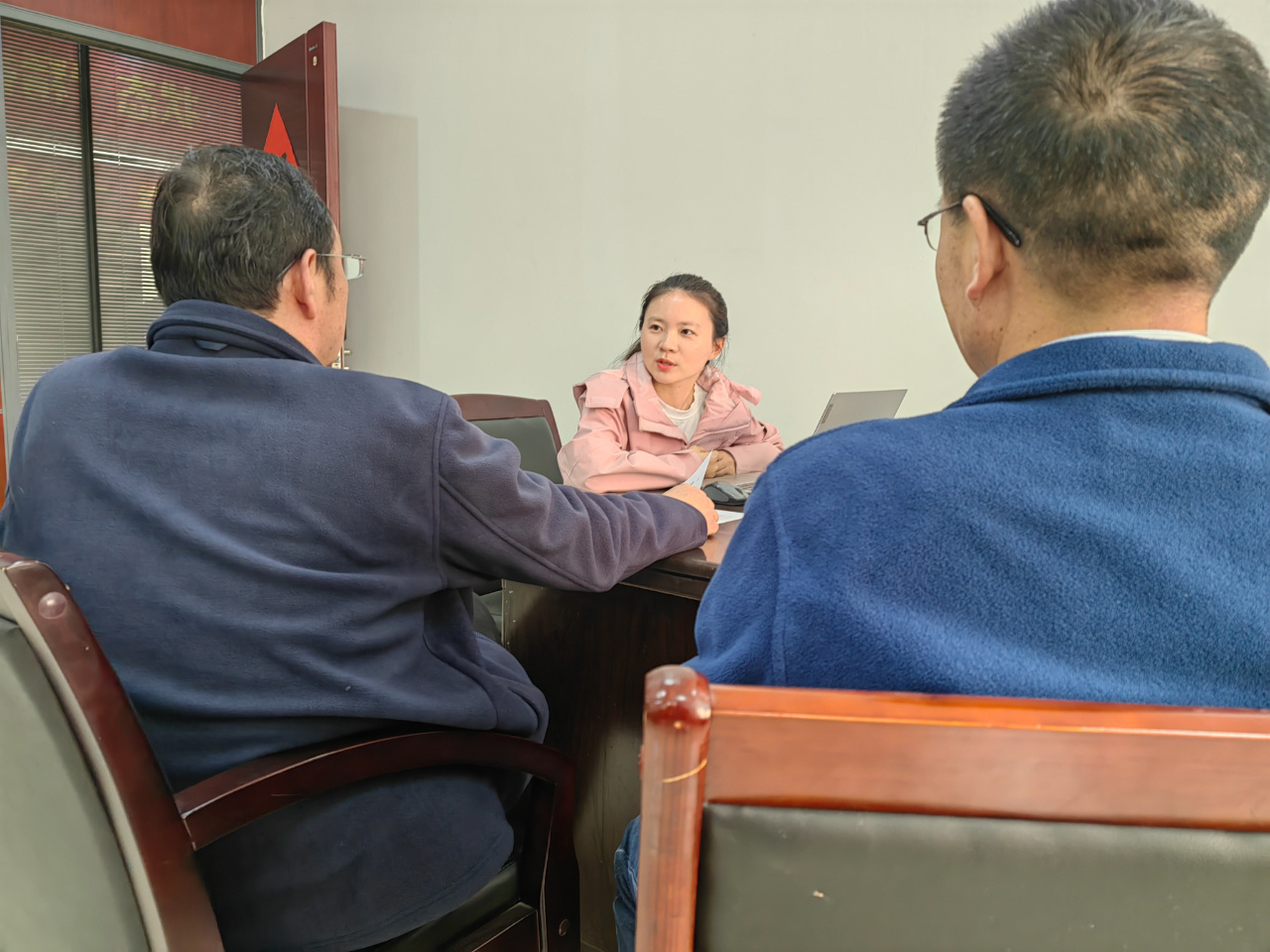 退休手续总共分几步?一步!_央广网