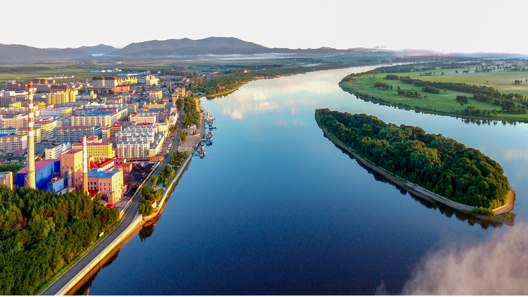 扮靓四精城市建设多彩饶河