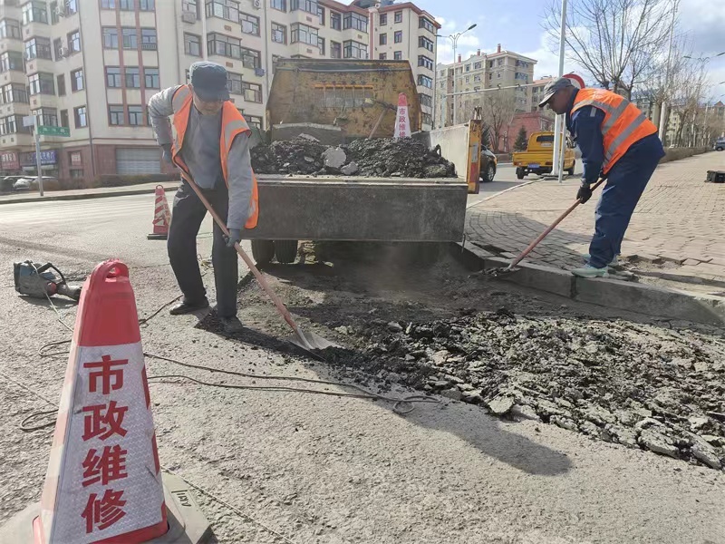 “四城同建”打造文明双鸭山