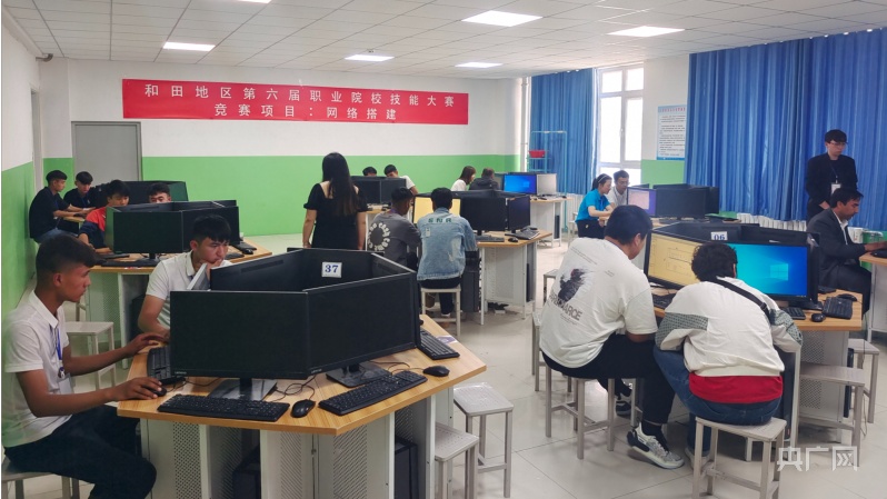 探索新疆技工学校的教育改革与发展