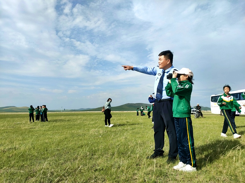 内蒙古乌拉盖管理区公安局开展青KK体育少年生态文明宣传活动(图2)