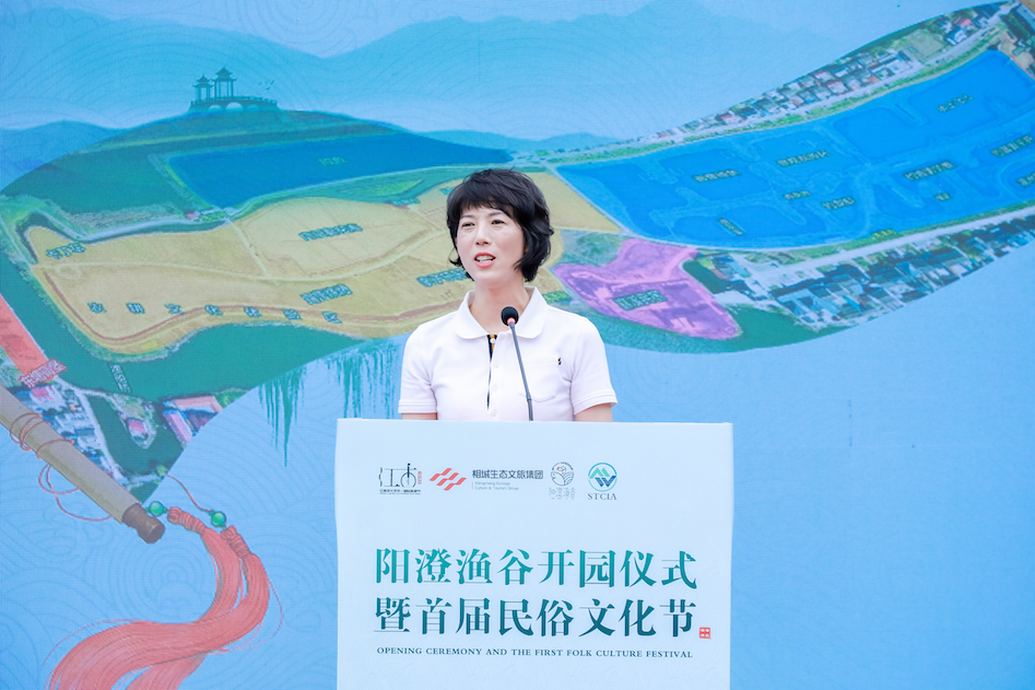 相城区人大常委会主任屈玲妮,相城区政府副区长朱向峰,相城区政府副