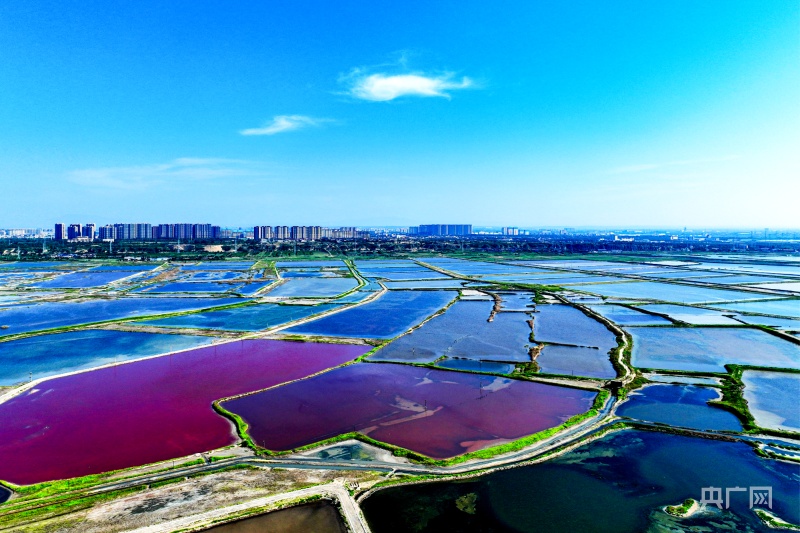 瞰山西|运城:七彩盐湖 美轮美奂_央广网