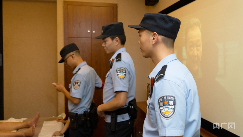 重庆警方：平安守护 持续亮剑