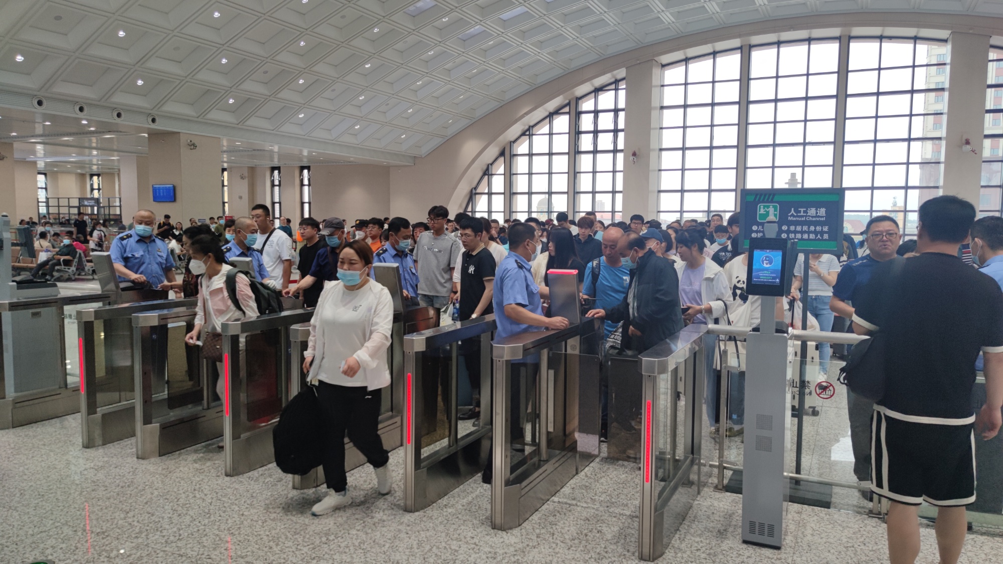 黑龙江省全部高铁开通“月票”服务