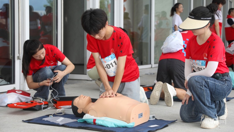 温州瓯海：迎亚运 应急救护技能比拼