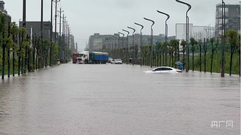 重庆8个区县出现大暴雨