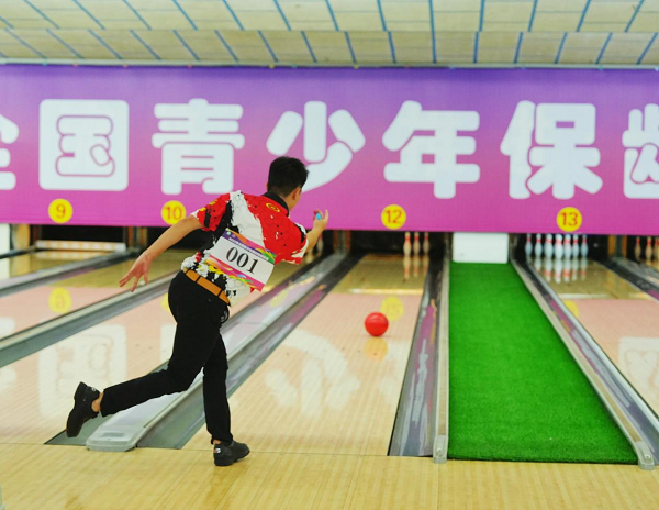 比赛现场(主办方供图)近年来,盐城市国家级青少年保龄球训练中心以及