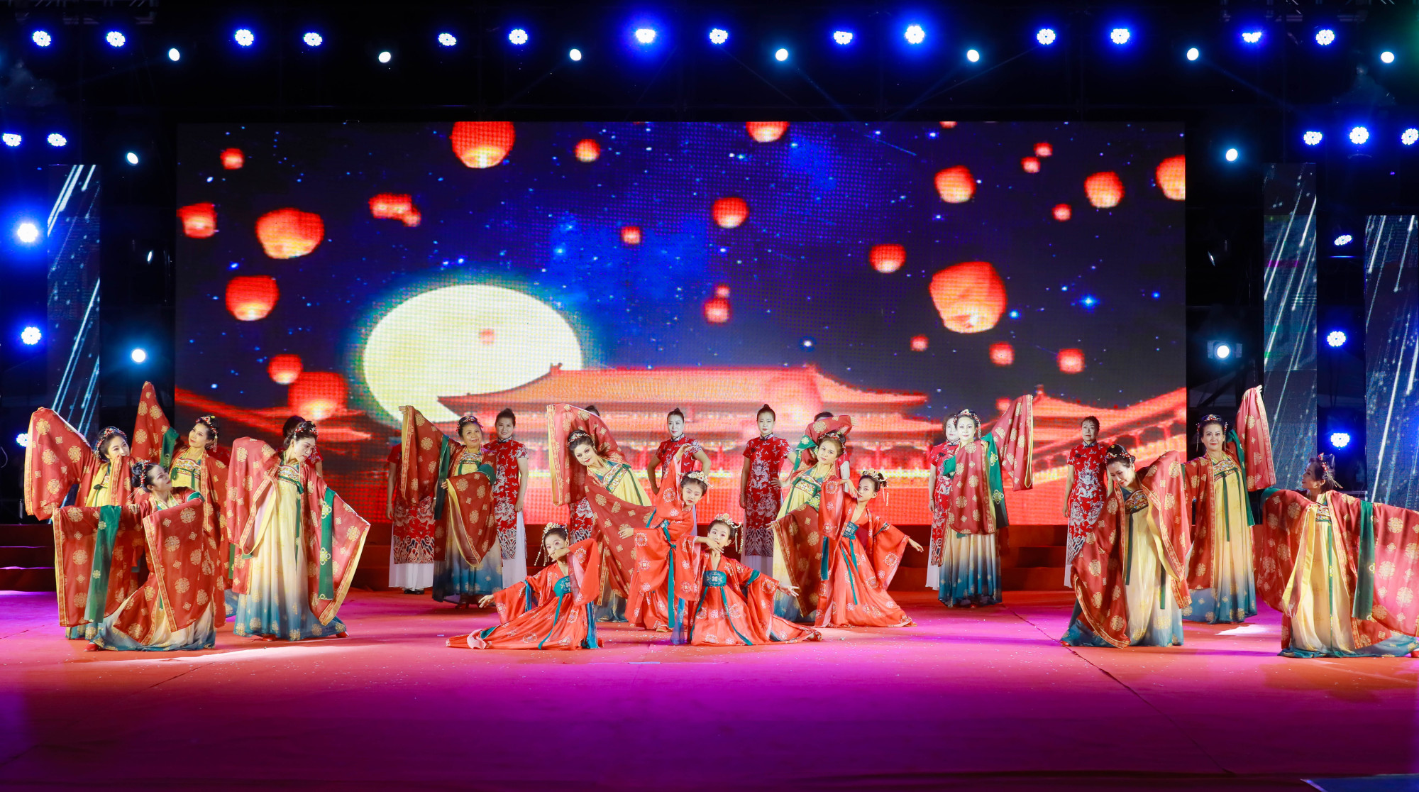 沈阳辽中区第十三届蒲河国家湿地旅游文化节开幕