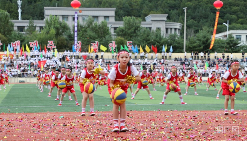安图县举办第二十七届运动会