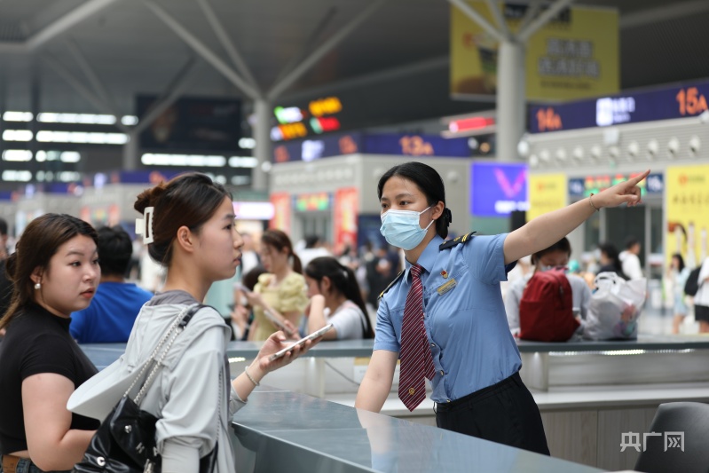 暑运期间 国铁集团郑州局累计发送旅客3372.3万人次