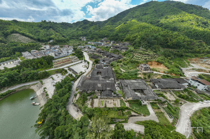 福建福州：库区移民村落美