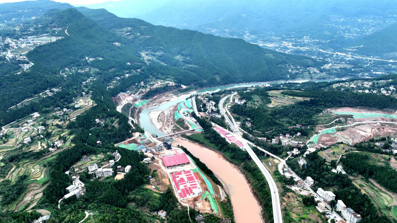 青峪口水库:奋战180天 决胜一期围堰