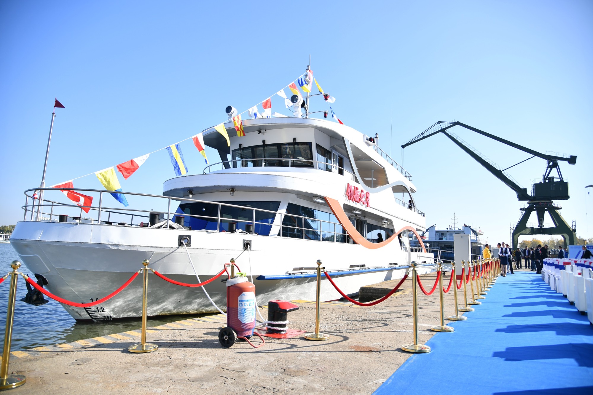 是黑龙江省首艘绿色新能源客船,也是黑龙江省首艘接受中国船级社入级