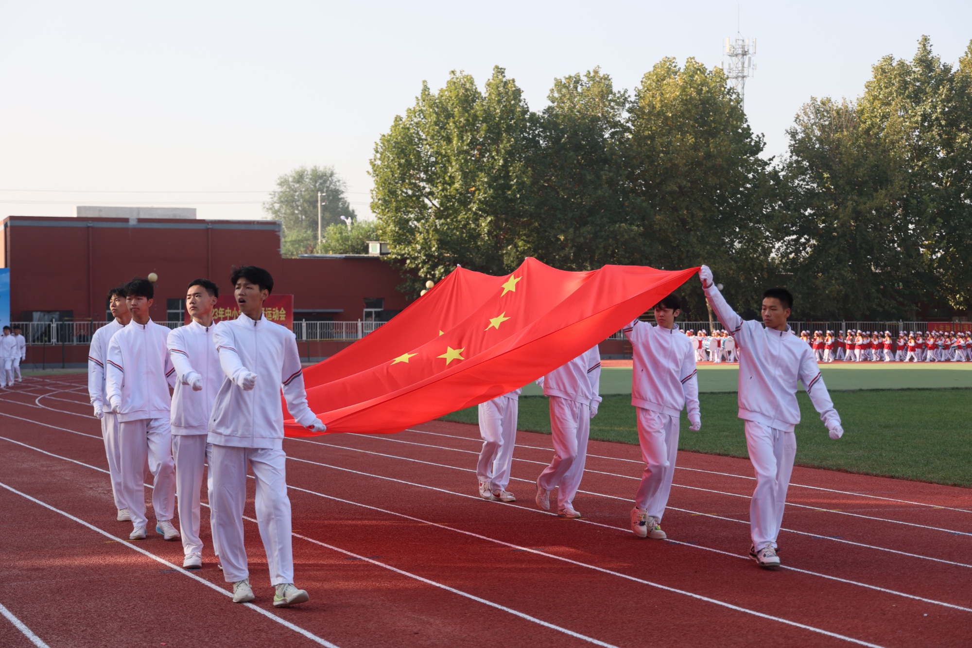 田径场主席台图片