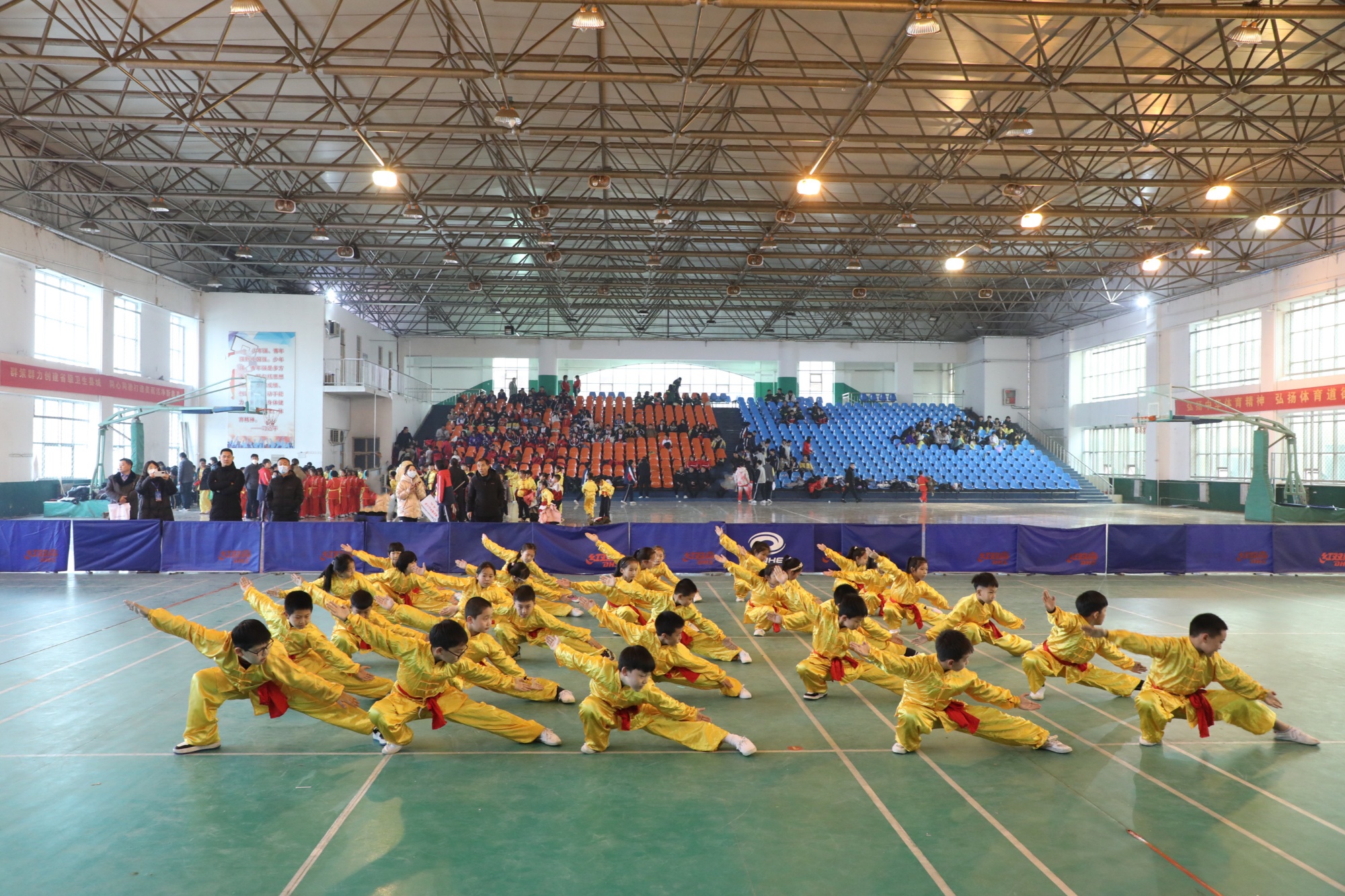 河北蠡县2023年中小学武术套路比赛开赛_央广网