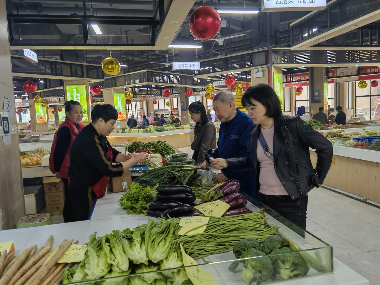 双清区：农贸市场焕新颜 改造升级惠民生