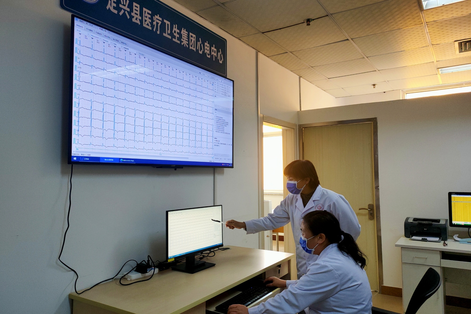 据介绍,为给心梗患者构建从发病到救治的全程绿色通道,定兴县医疗卫生