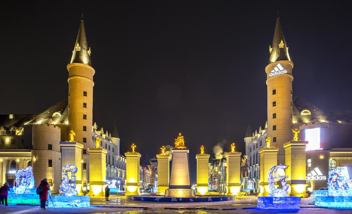 近百组冰雕即将亮相哈尔滨世界欢乐城_央广网