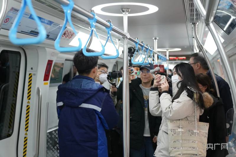 郑许市域铁路已开启试乘 单线全程最高票价10元