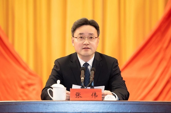 中共扬州市广陵区委九届七次全会举行