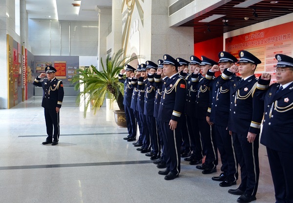 徐州鼓楼公安开展中国人民警察节系列庆祝活动