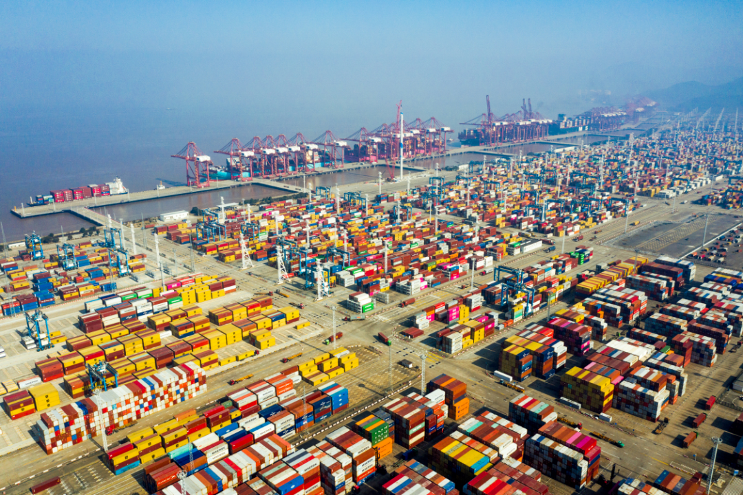 浙江：宁波舟山港货物吞吐量连续15年位居全球第一