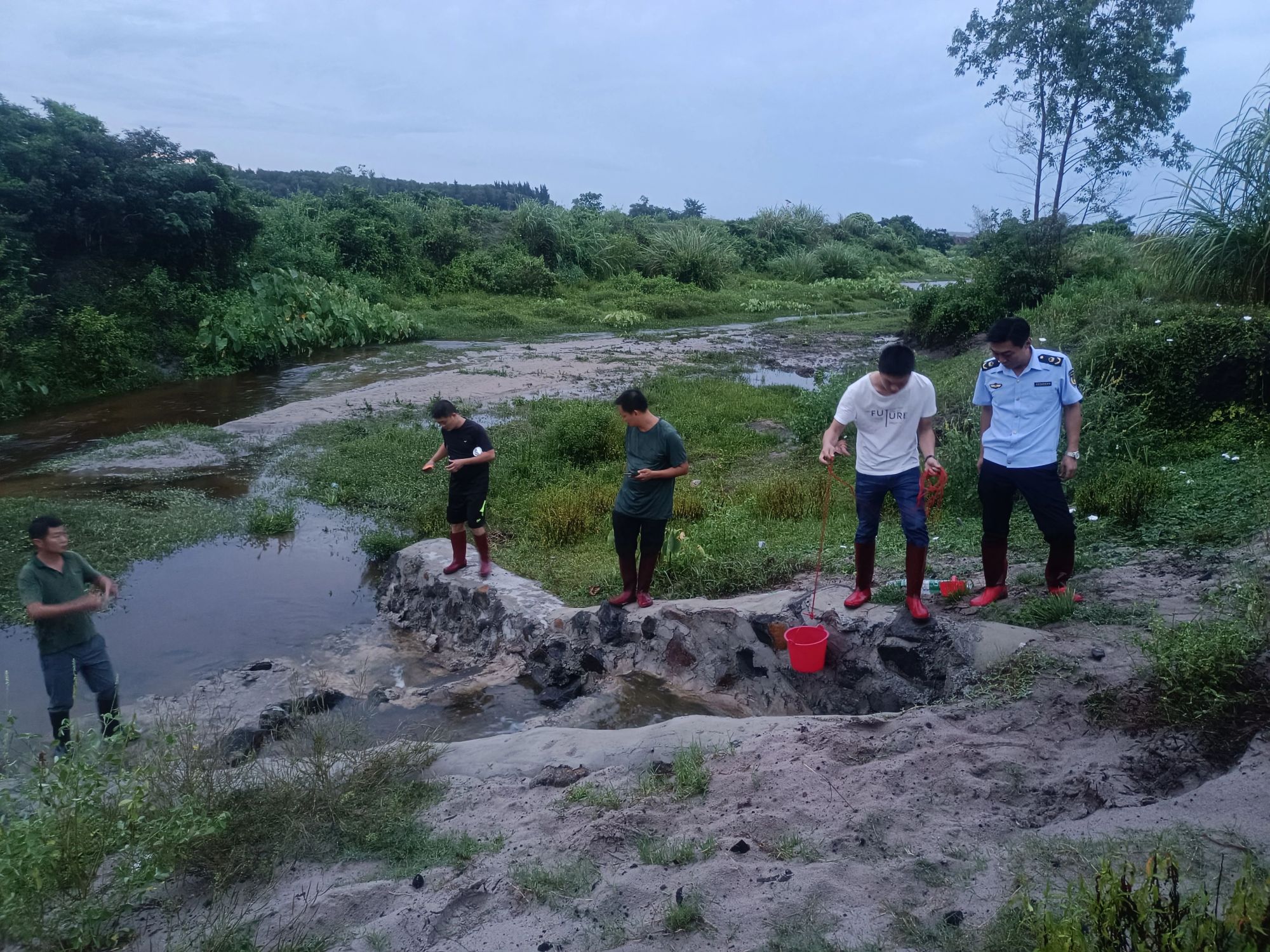 海南文昌常態化開展河流綜合治理工作推進護河治水工作高質量發展