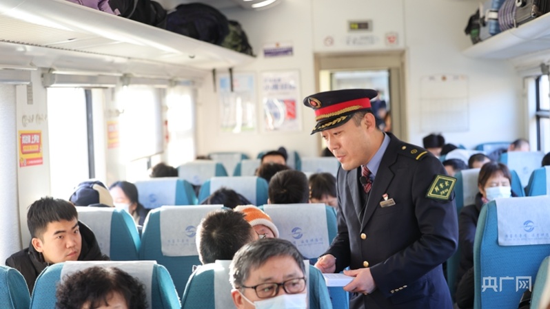 济南：服务升级情暖旅途