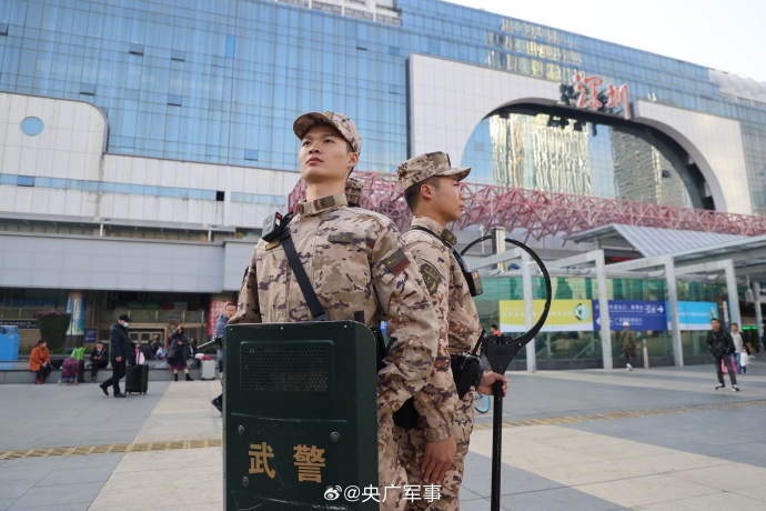 安心!归乡路上有武警官兵守护_央广网