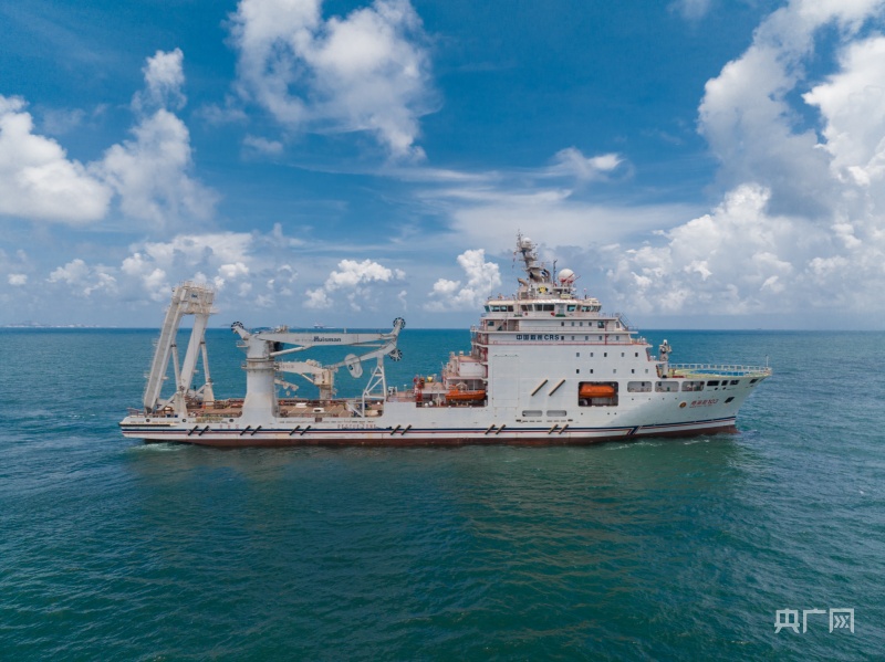 “南海救103”轮投入使用 中国海上救捞力量再添新旗舰