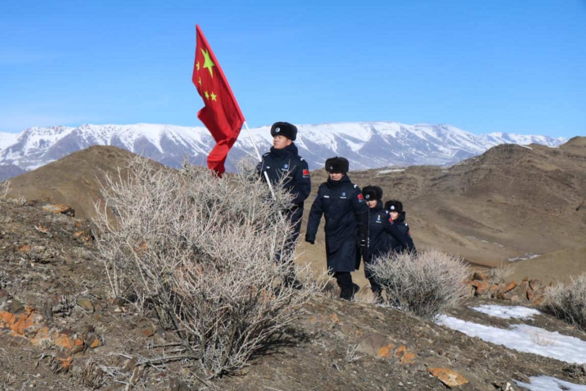 边防派出所民警图片