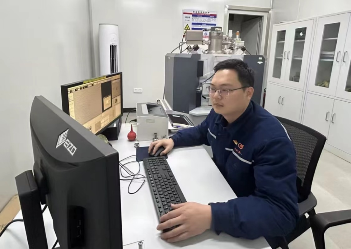 华菱涟钢两人获评湖南省“卓越工程师”(图2)