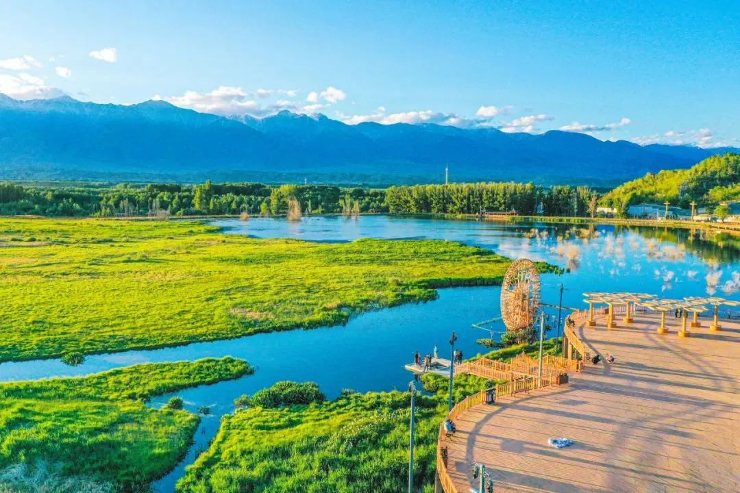 温泉聚焦中心工作激活发展动能