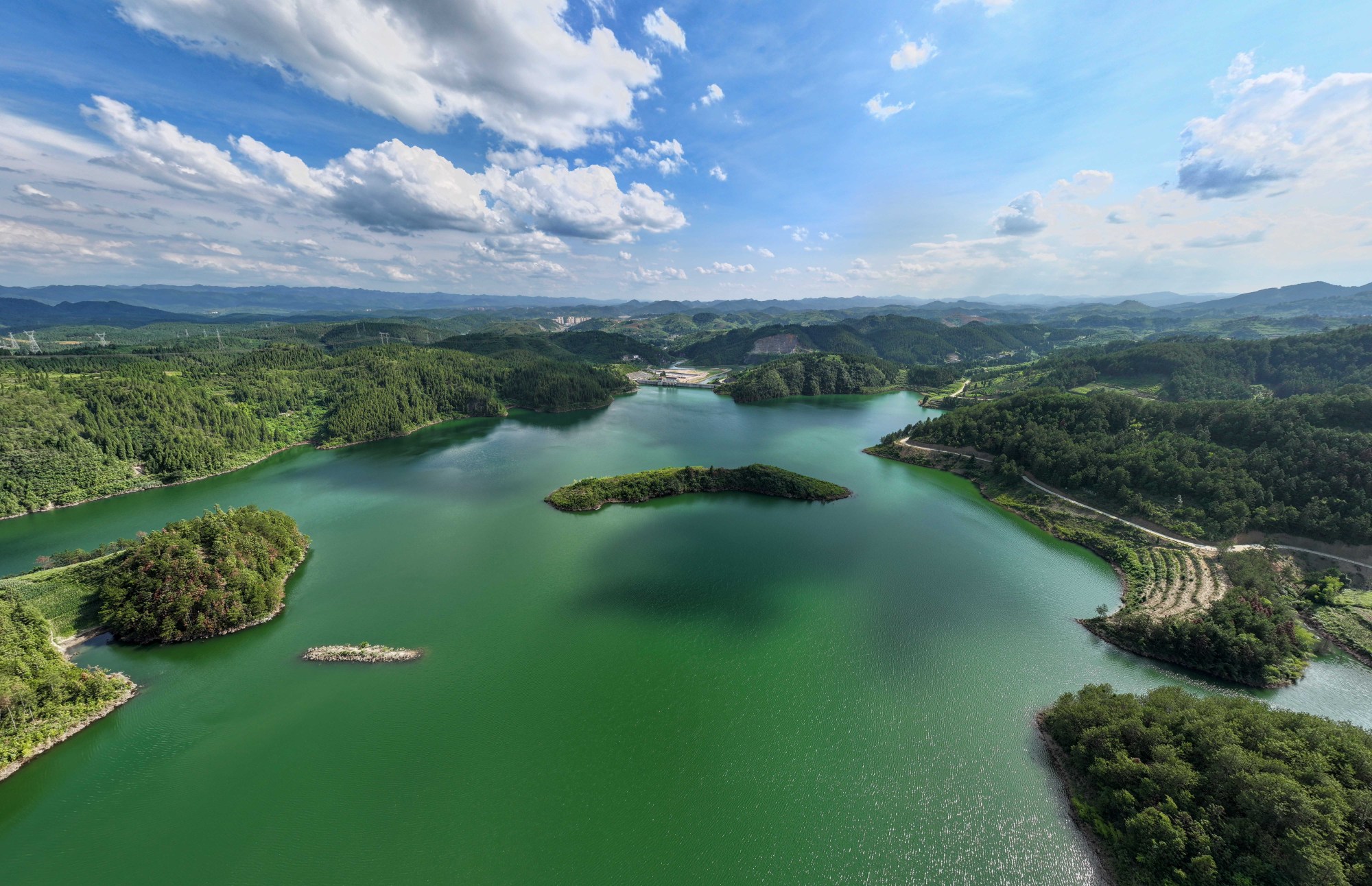 贵州岑巩守护绿色生态建设美丽家园