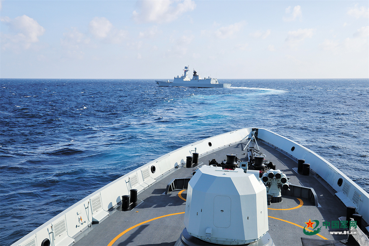 碧波深处蹈浪砺兵海军某护卫舰支队海上协同训练影像