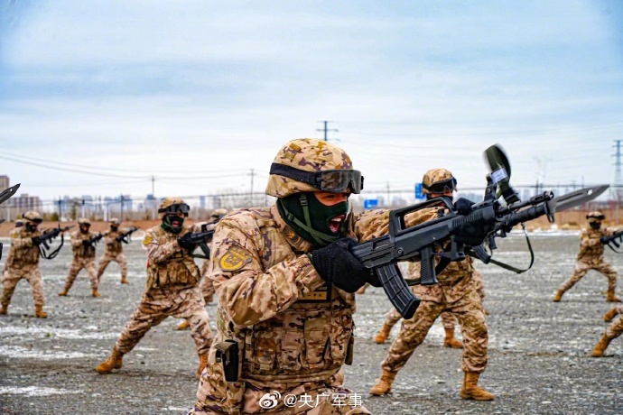 血性十足!武警兵团总队执勤第五支队组织官兵进行刺杀训练