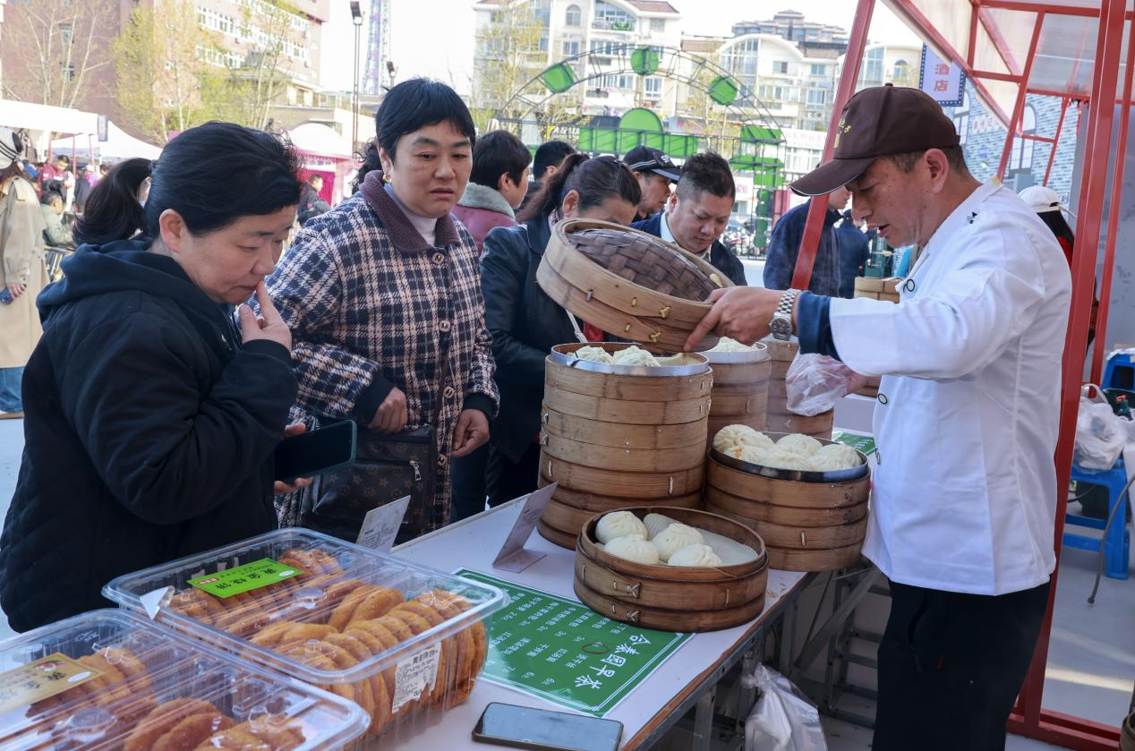 江苏泰州早茶文化博览会开幕