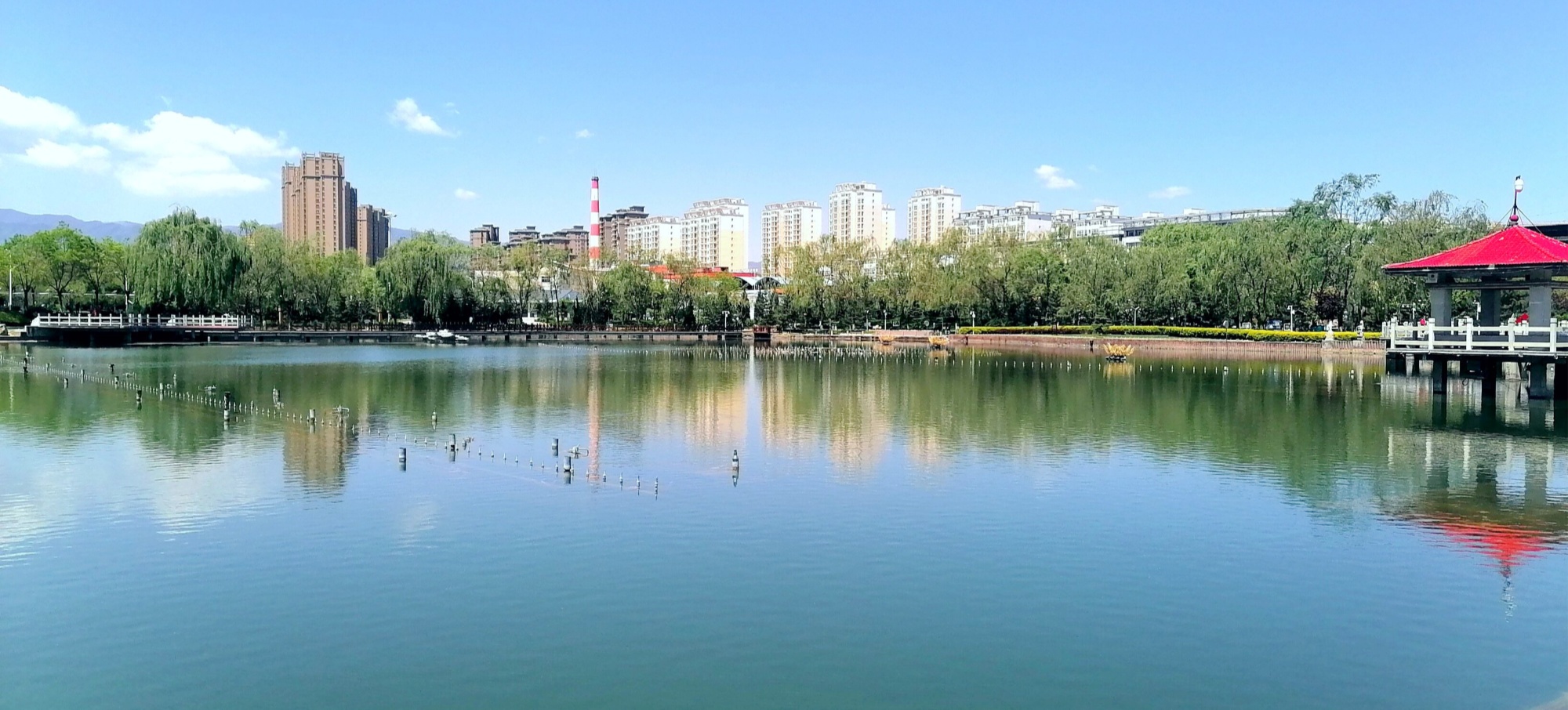 华亭城市新景(华亭市委宣传部供图"我们每天要按照一定的频次对城区