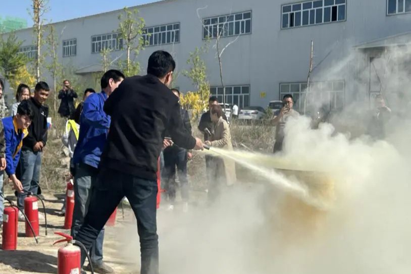 水磨沟区举办印刷企业消防安全培训及世界知识产权宣传周活动(图1)